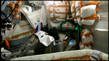 Роботът Фьодор започна полета си до Международната космическа станция с фразата „Поехали“.