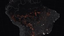 Над 78 000 пожари бушуват в Бразилия - повече от половината са в Амазония
