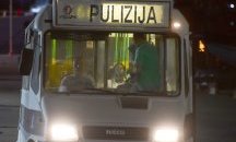 Микробус с мигранти падна в река в Хърватия