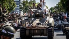 Париж отбеляза 75 години от освобождението си от нацистите