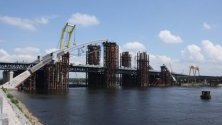 Стреляха с гранатомет в центъра на Киев