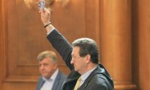 Таско Ерменков: Италианците си горят боклуците у нас