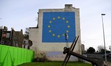Унищожиха творба на Банкси, посветена на Brexit