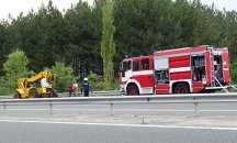 ТИР със слама се запали и изгоря на магистралата край Радомир