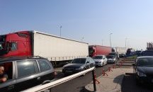 Интензивен е трафикът през "Дунав мост" при Видин