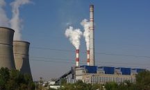 Тонове отпадъци са струпани край ТЕЦ „Марица 3“