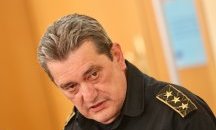 Пожар гори в жилищна сграда в Бухово, евакуирани са всички хора в нея