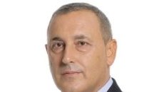 Вариантите за Мая Манолова не са розови като цвета на кандидатурата ѝ