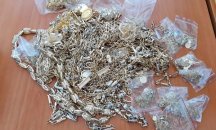 Контрабандни златни накити за над 98 000 лева задържаха на МП "Капитан Андреево"