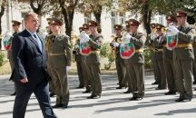 Каракачанов: Ще има забавяне, не спиране на модернизацията на армията