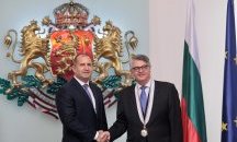 Президентът удостои гръцкия посланик с орден „Стара планина“ първа степен