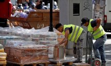 Строители настояват работата им да продължи въпреки извънредното положение