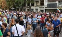 В столицата излязоха на протест и контрапротест заради кандидатурата на Иван Гешев за главен прокурор