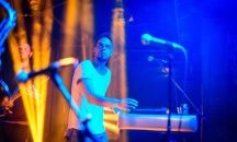 Ремикс с български фолклорни мотиви на финала в конкурс на Би Би Си