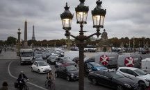 Стачката във Франция продължава, очакват се нови затруднения с транспорта