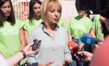 Мая Манолова: Ще направим референдум за боклука