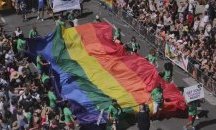 Противници на гей парада блокираха центъра на Белград