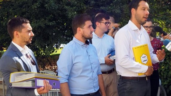 "Спаси София" пита Фандъкова дали води кампанията си с общински средства
