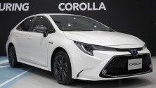Toyota представя новата си Corolla в Токио.