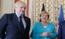Джонсън към Меркел: Ще работя упорито за споразумение за Brexit