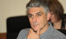 Росен Йорданов: Ситуацията в момента е обсесивно-компулсивно инатене