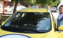 Миролюба Бенатова смени професията - стана шофьор на такси