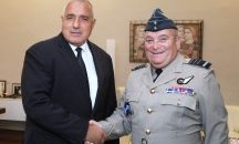 Бойко Борисов: Полагаме усилия към популяризиране на военната професия