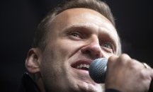 Изписаха Навални
