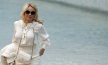 Драматичният живот на Памела Андерсън отблизо