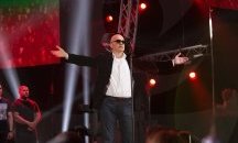 Голямото чакане свърши: Слави учредява партия