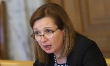 Зам.-министър Русинова: Държавата ще помага на завърнали се от чужбина българи