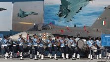 Парад за Деня на военновъздушните сили в Индия. Силите празнуват 87-а годишнина.