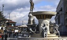 Защо Скопие се разбра с Атина, но със София не може