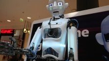 В столичен търговски център се открива изложение &quot;Бъдещето с роботите Thespian, ALPHA, Robofish&quot;.