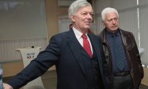 И Валентин Михов подаде оставка