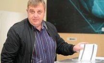Красимир Каракачанов: Гласувах за един енергичен млад човек