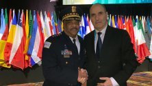  Цветан Цветанов и Джонатан Моралес, Полицай на годината на САЩ