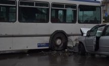 Фатална катастрофа между тролейбус от градския транспорт в Русе и кола