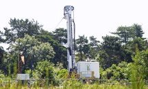 Лондон налага мораториум върху фракинга