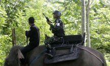 Двама журналисти намушкани до смърт в Индонезия