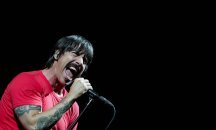 Джон Фрушанте се завръща в Red Hot Chili Peppers
