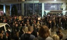 Протестиращи опитаха да спрат достъпа на сръбския президент до националната телевизия