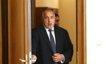 Търсят решение на безводието в Перник на среща при премиера
