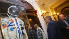 Непоказвани фотографии, снимани от кораба на първия български космонавт Георги Иванов &quot;Союз 33&quot;, показва Институтът за космически изследвания и технологии (ИКИТ) на БАН за 50-годишнината от създаването си. 