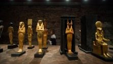 Изложба, посветена на Тутанкамон, в Будапеща, Унгария, в която са показани близо 1000 артефакти, открити в гробницата на фараона.