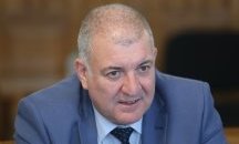 Изгоряха две коли на шефа на митниците Георги Костов