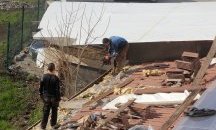 Измамен от мними майстори ги завърза и повика полиция