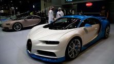 Bugatti Divo изложено по време на Международния автосалон в Дубай, ОАЕ.