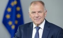 Комисар Витянис Андрюкайтис пред ТОПНОВИНИ: Трябва да използваме антибиотици само при необходимост