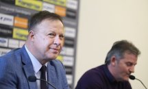 Екипи на МВР влязоха в сградата на БФС (Обновена)